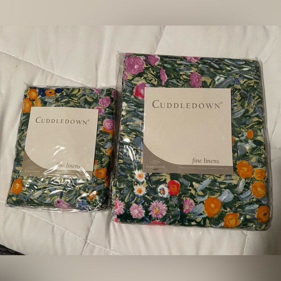 Cuddle Down Garden Monet King Size Pillowcases (Set of 2) – Brand New